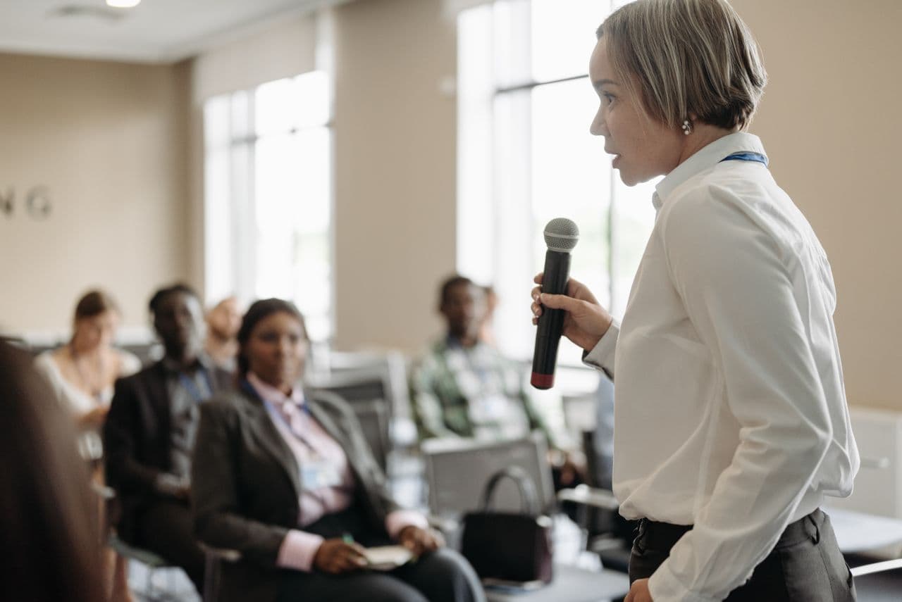 How to Overcome the Fear of Speaking English